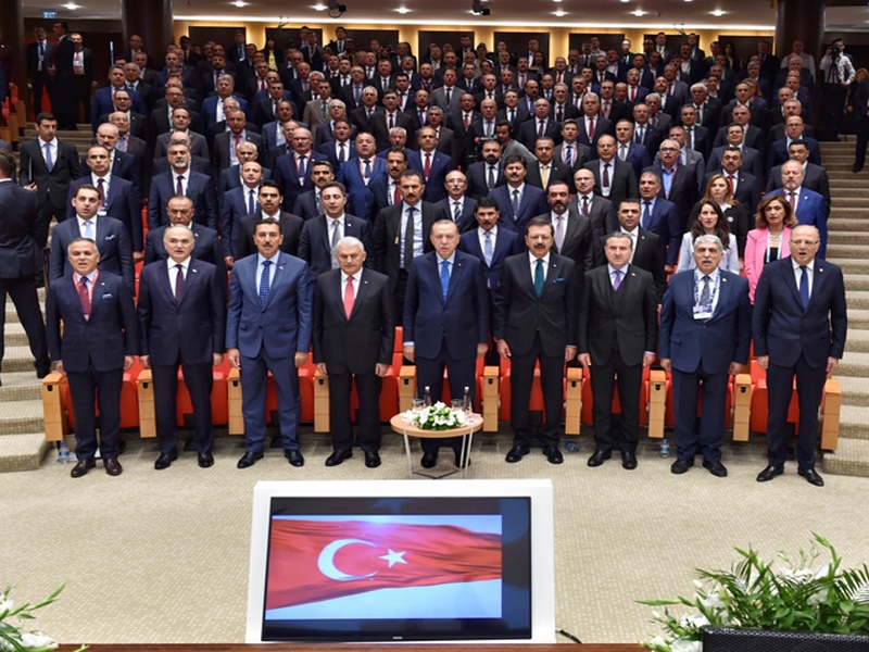 TOBB HİZMET ŞEREF BELGESİ TAKDİM TÖRENİNE KATILDIK