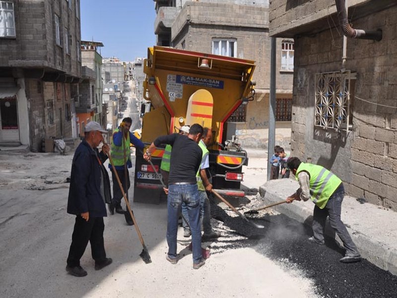 NİZİPTE ASFALT ÇALIŞMASI 