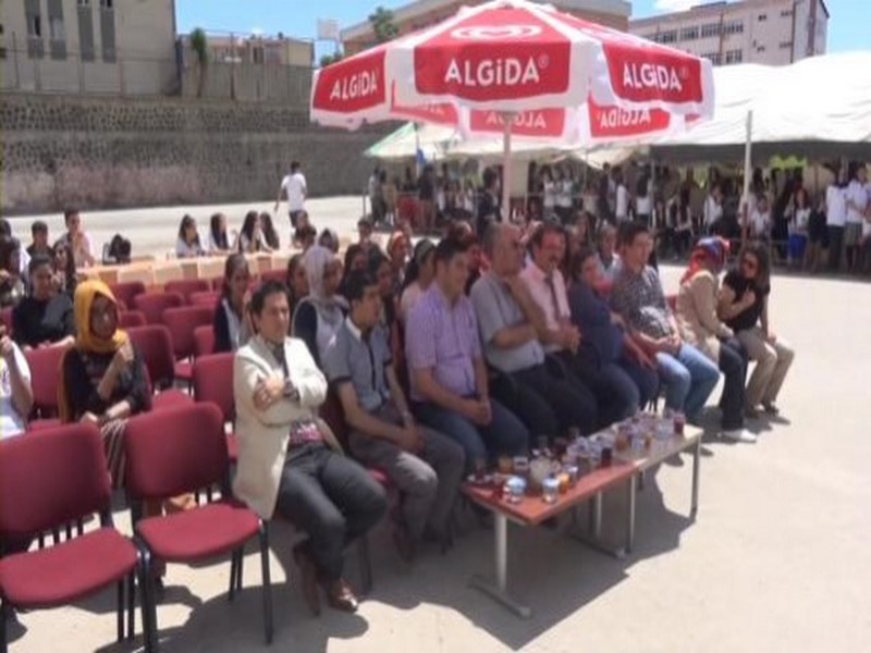 TÜBİTAK 4006 BİLİM FUARI AÇILDI
