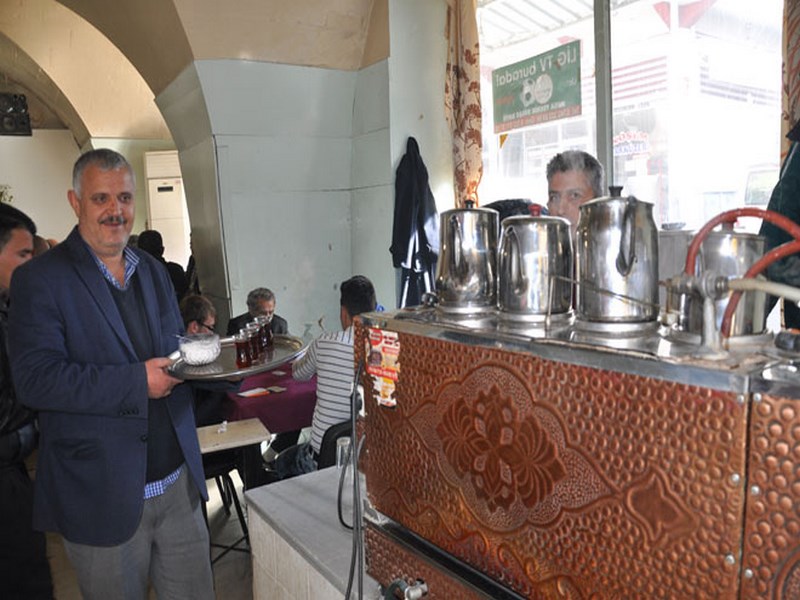 NİZİPTE ÇAY VE KAHVE FİYATLARI ZAMLANDI