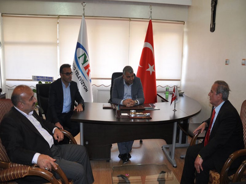İŞADAMI VE YAZAR HÜSEYİN TEKİN NİZİP TE