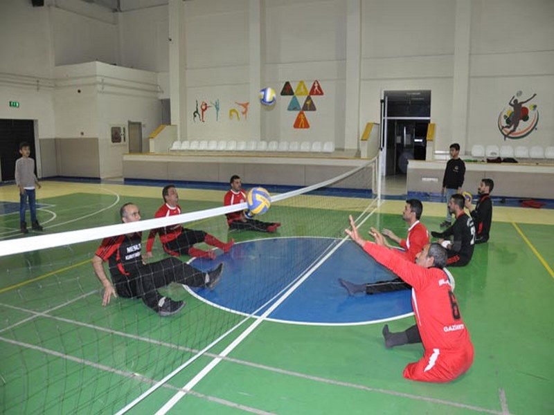 ENGELLİ VOLEYBOL TAKIMI HAYLİ İDDİALI