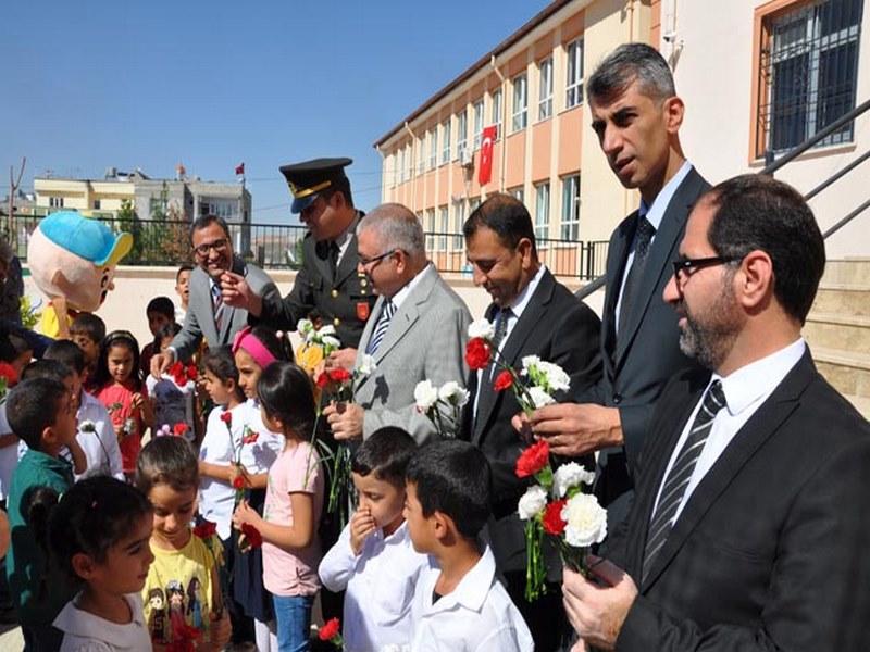 İLKÖĞRETİM HAFTASI KUTLANIYOR 