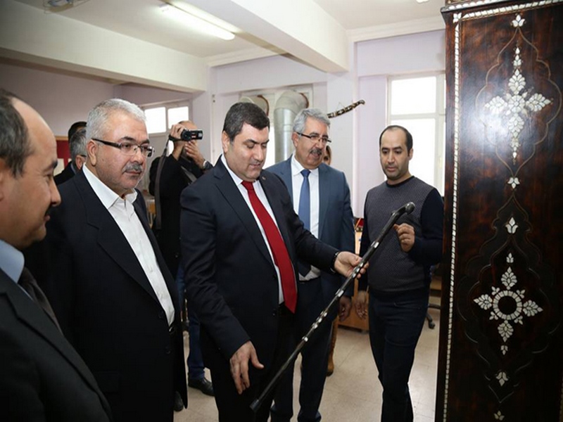 ŞAHİN VE AKDOĞAN DAN HALK EĞİTİM MERKEZİ NE ZİYARET