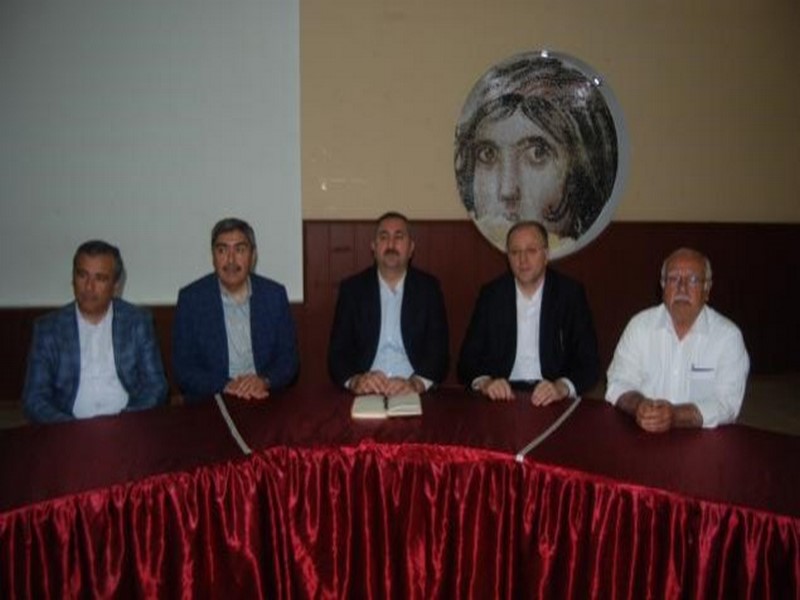 AK PARTİ GENEL BAŞKAN YARDIMCISI GÜL NİZİPTE