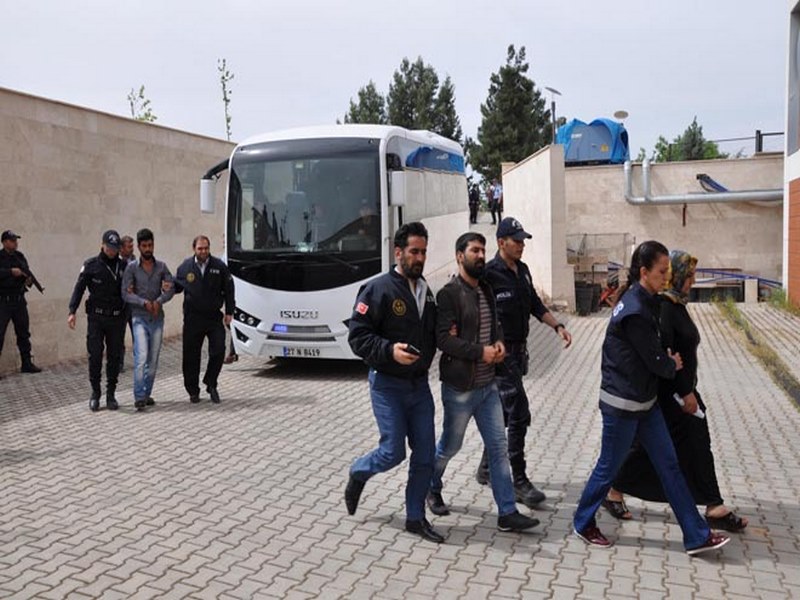 NİZİPTE PKK OPERASYONU ŞÜPHELİLERİ ADLİYEYE SEVK EDİLDİ