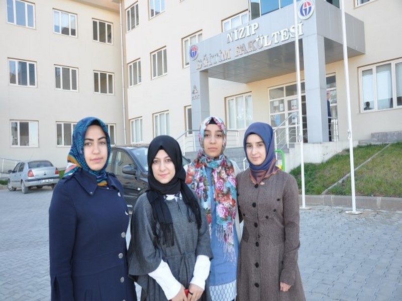 ÖĞRENCİLERİN DOLMUŞ SIKINTISI