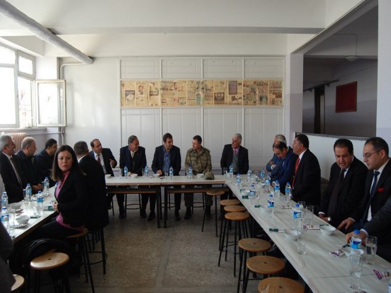 NİZİPTE ÖĞRETMENLER GÜNÜ ETKİNLİKLERİ