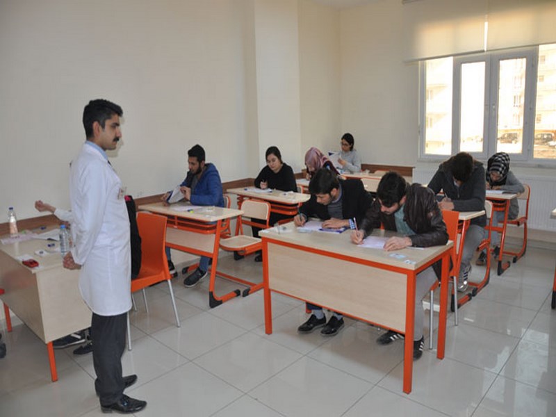ARTI KOLEJİNDE YGS TATBİKATI