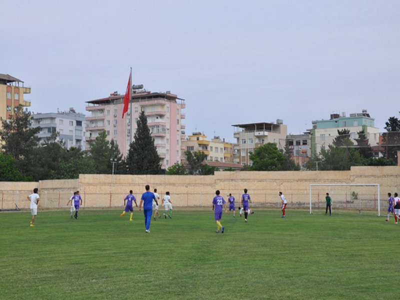 SURİYELİLER ARASI FUTBOL TURNUVASI