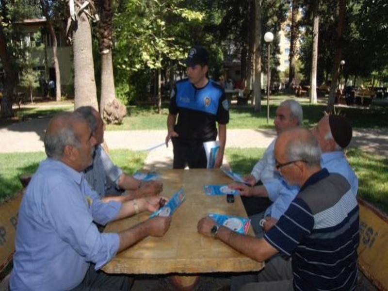 POLİS DOLANDIRICILIĞA KARŞI UYARDI