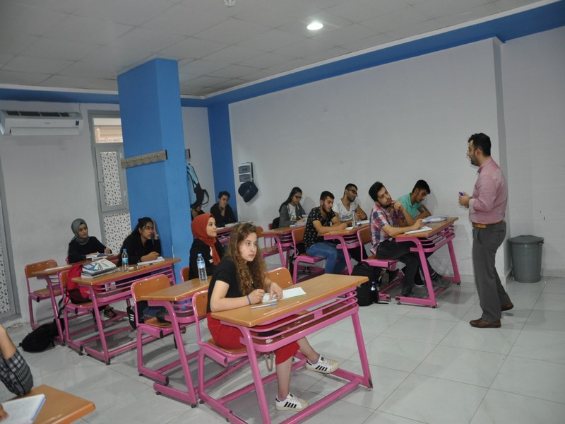 Öğrenciler Üniversiteye Avrasya Kurs Merkezinde hazırlanıyor