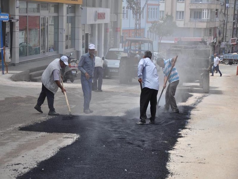 NİZİPTE ASFALT ÇALIŞMASI